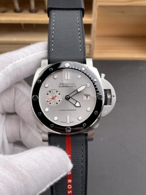 PAM1681 Luna Rossa Submersible  1:1 Best Edition on Gray Fabric Strap P900
