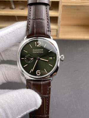 PAM1386 Radiomir 40mm  1:1 Best Edition Green Dial on Brown Leather Strap P900
